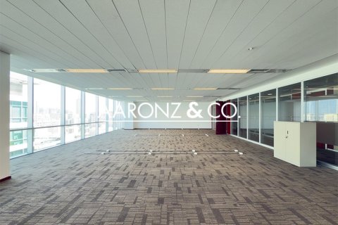 Bureau à Sheikh Zayed Road, Dubai, 353.5 m², № 78452 - photo 3