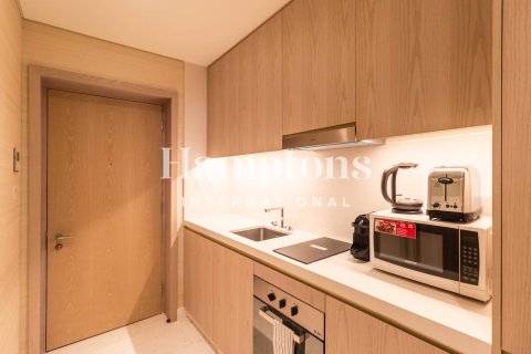 Снять в аренду квартиру в FIVE Palm Jumeirah, Пальма Джумейра, Дубай: студию, 49.05278400м², № 63724 - фото 3