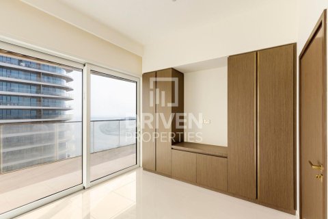 Купить квартиру в EMAAR Beachfront, Dubai Harbour, Дубай: 3 спальни, 201м², № 65955 - фото 11