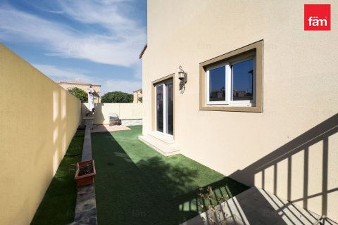 Townhouse in Dubai 4 bedrooms, 227.1 sq.m. № 71778 - photo 29