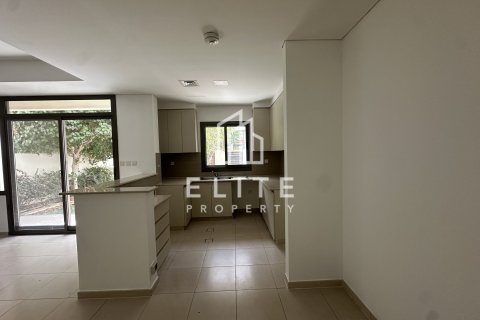 Adosado en Zahra Townhouses, Town Square, Dubai, 4 dormitorios, 206 m², № 69819 - foto 6