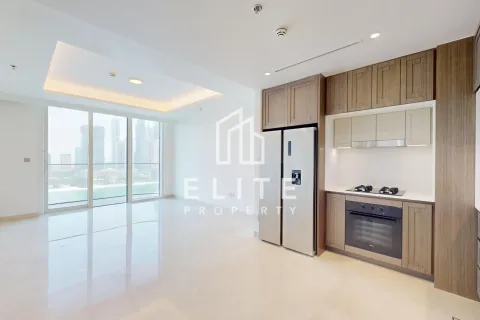 Снять в аренду квартиру в EMAAR Beachfront, Dubai Harbour, Дубай: 2 спальни, 111м², № 69820 - фото 4