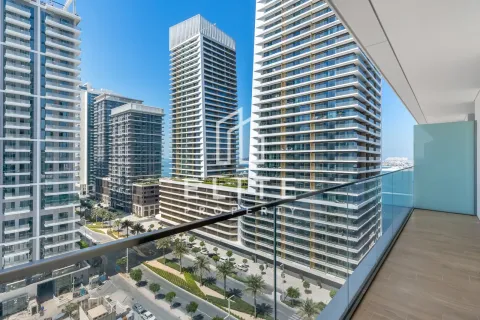 Appartement à EMAAR Beachfront, Dubai Harbour, Dubai, studio, 79 m², № 69818 - photo 2