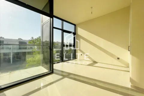 Villa en Dubai, 6 dormitorios, № 69821 - foto 5