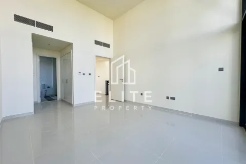 Villa en Dubai, 6 dormitorios, № 69821 - foto 7