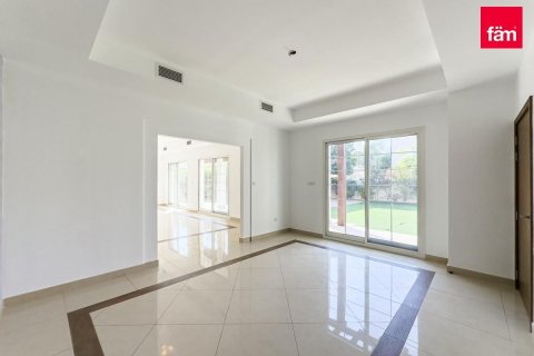 Villa in Dubai 5 bedrooms, 726.7 sq.m. № 84707 - photo 11