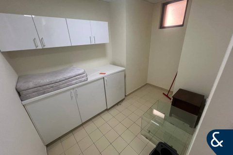 Купить квартиру в Amwaj, Джумейра Бич Резиденс, Дубай: 3 спальни, 176м², № 75887 - фото 2