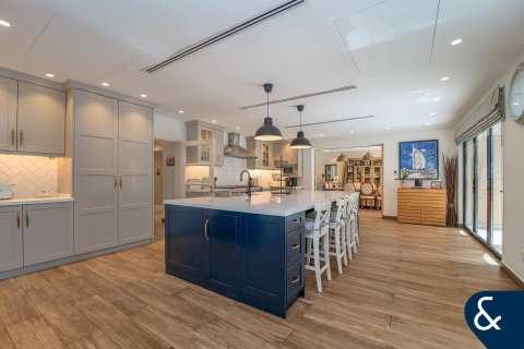 Villa en Green Community West, Green Community, Dubai, 5 dormitorios, 577 m², № 75880 - foto 11