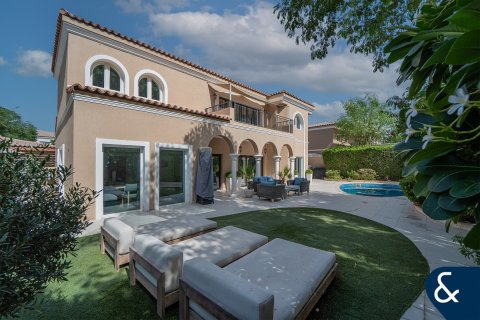 Villa en Green Community West, Green Community, Dubai, 5 dormitorios, 577 m², № 75880 - foto 2