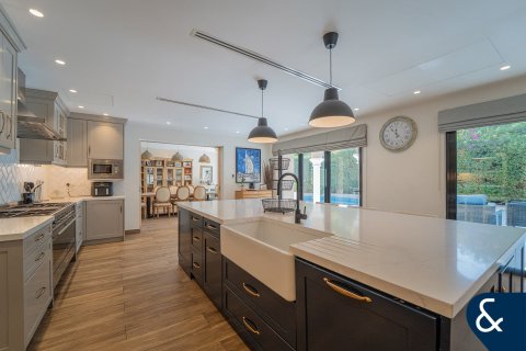 Villa en Green Community West, Green Community, Dubai, 5 dormitorios, 577 m², № 75880 - foto 14