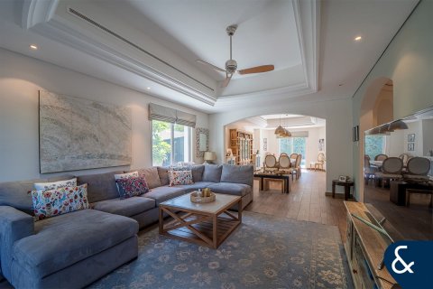 Villa en Green Community West, Green Community, Dubai, 5 dormitorios, 577 m², № 75880 - foto 7