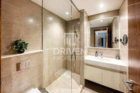 Apartamento en Burj Royale, Downtown Dubai (Downtown Burj Dubai), Dubai, 3 dormitorios, 122.35 m², № 128234 - foto 11