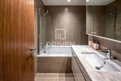 Apartamento en Burj Royale, Downtown Dubai (Downtown Burj Dubai), Dubai, 3 dormitorios, 122.35 m², № 128234 - foto 10
