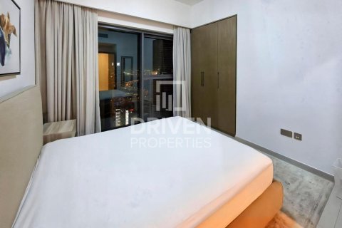Apartamento en Burj Royale, Downtown Dubai (Downtown Burj Dubai), Dubai, 3 dormitorios, 122.35 m², № 128234 - foto 4