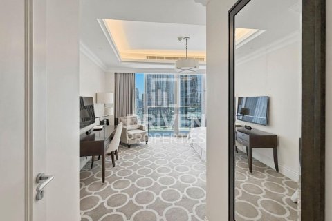 Apartamento en Downtown Dubai (Downtown Burj Dubai), Dubai, 2 dormitorios, 162.67 m², № 128245 - foto 6