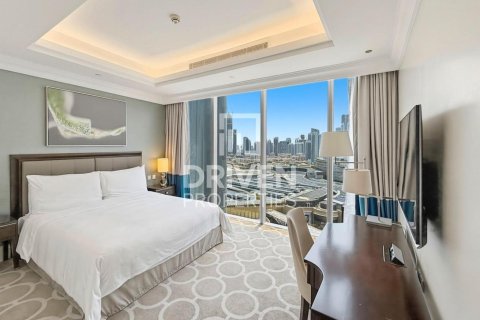 Apartamento en Downtown Dubai (Downtown Burj Dubai), Dubai, 2 dormitorios, 162.67 m², № 128245 - foto 11