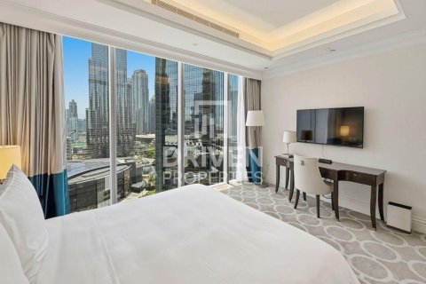 Apartamento en Downtown Dubai (Downtown Burj Dubai), Dubai, 2 dormitorios, 162.67 m², № 128245 - foto 8