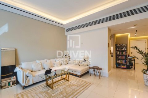 Apartamento en Business Bay, Dubai, 2 dormitorios, 123.75 m², № 128236 - foto 7