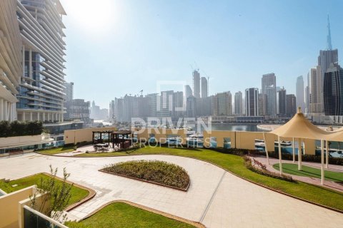 Apartamento en Business Bay, Dubai, 2 dormitorios, 123.75 m², № 128236 - foto 3