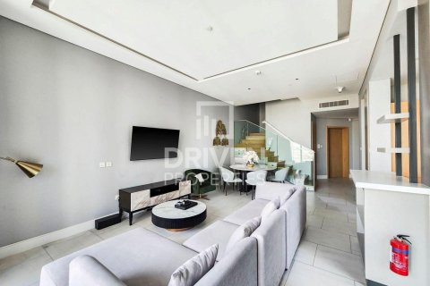 Dúplex en SLS Dubai Hotel & Residences, Business Bay, Dubai, 2 dormitorios, 172.99 m², № 128235 - foto 3