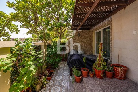 Villa à Jumeirah Village Circle, Dubai, 4 chambres, 325 m², № 21866 - photo 2
