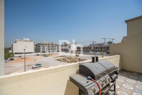Villa à Jumeirah Village Circle, Dubai, 4 chambres, 325 m², № 21866 - photo 3