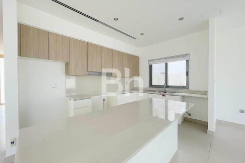 Снять в аренду виллу в Дубай Хилс Эстейт, Дубай: 4 спальни, 435м², № 21862 - фото 7