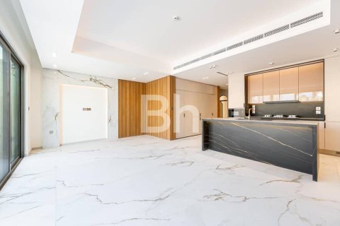 Adosado en Jumeirah Golf Estates, Dubai, 3 dormitorios, 204 m², № 21842 - foto 2