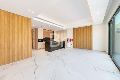 Adosado en Jumeirah Golf Estates, Dubai, 3 dormitorios, 204 m², № 21842 - foto 4