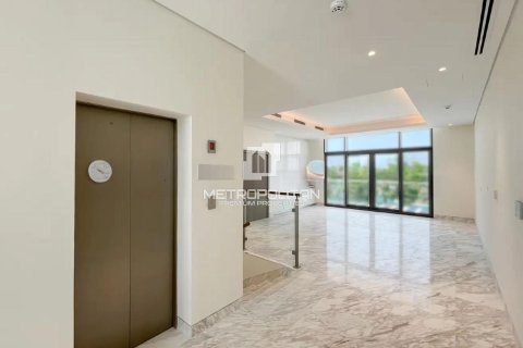 Villa in District One, Mohammed Bin Rashid City, Dubai 5 bedrooms, 814 sq.m. № 72846 - photo 20