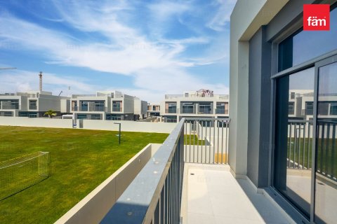 فيلا في دبي 4 غرف نوم, 306.3 م² رقم 60293 - صورة 18