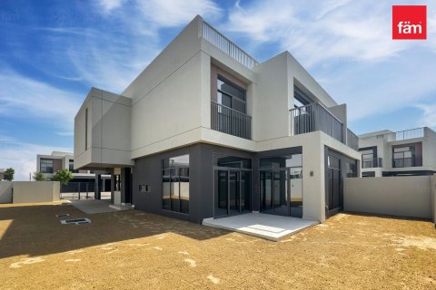 فيلا في دبي 4 غرف نوم, 306.3 م² رقم 60293 - صورة 26