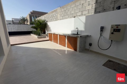Villa en Dubai, 6 dormitorios, 464.8 m², № 93417 - foto 15