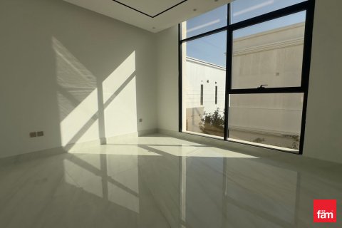 Villa en Dubai, 6 dormitorios, 464.8 m², № 93417 - foto 8