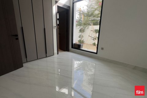 Villa en Dubai, 6 dormitorios, 464.8 m², № 93417 - foto 7