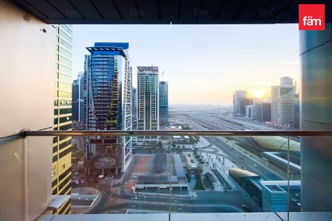 Apartamento en Dubai, 3 dormitorios, 123.1 m², № 93411 - foto 7