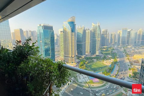 Appartement à Dubai, 2 chambres, 117.7 m², № 58365 - photo 2