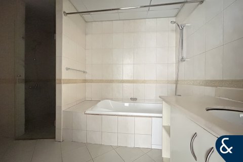 Appartement à Motor City, Dubai, 3 chambres, 198 m², № 75139 - photo 8