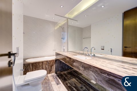 Купить квартиру в Damac Heights, Дубай Марина, Дубай: 3 спальни, 169м², № 75138 - фото 14