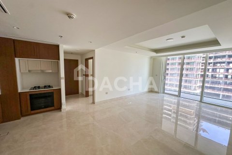 Apartment in EMAAR Beachfront, Dubai Harbour, Dubai 1 bedroom, 68 sq.m. № 110256