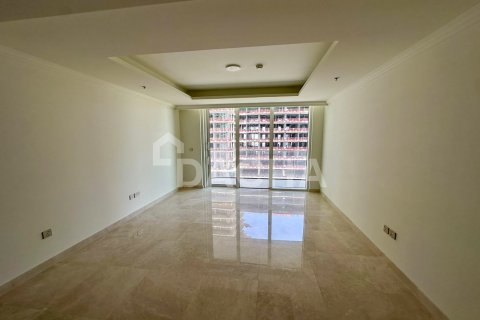 Apartment in EMAAR Beachfront, Dubai Harbour, Dubai 1 bedroom, 68 sq.m. № 110256 - photo 11