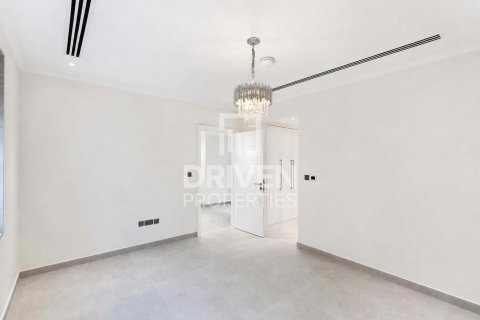 Villa in Jumeirah Park, Dubai 4 bedrooms, 781.59 sq.m. № 143176 - photo 4