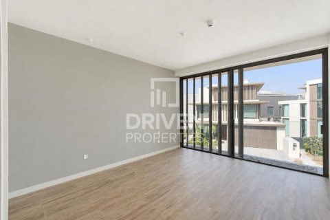 Villa in Nad Al Sheba 1, Nadd Al Sheba, Dubai 4 bedrooms, 576.83 sq.m. № 143162 - photo 9
