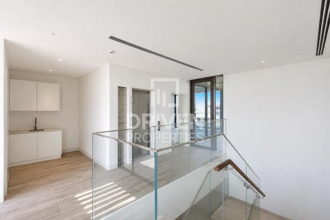 Villa in Nad Al Sheba 1, Nadd Al Sheba, Dubai 4 bedrooms, 576.83 sq.m. № 143162 - photo 24