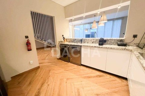 Villa en Dubai Marina, Dubai, 2 dormitorios, 325.2 m², № 6694 - foto 8