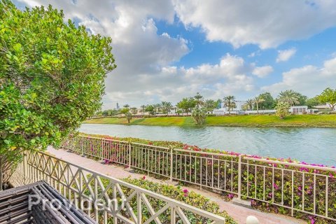 Villa in Meadows, Dubai 6 bedrooms, 877.1 sq.m. № 2625 - photo 28