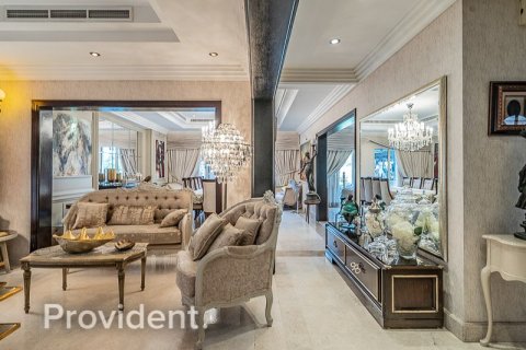 Villa in Meadows, Dubai 6 bedrooms, 877.1 sq.m. № 2625 - photo 2