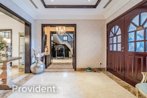 Villa in Meadows, Dubai 6 bedrooms, 877.1 sq.m. № 2625 - photo 10
