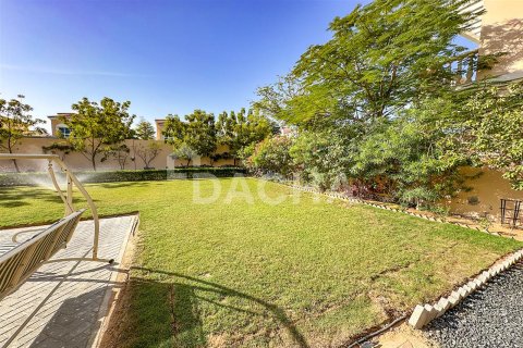 Villa à District 16, Jumeirah Village Circle, Dubai, 2 chambres, 250.1 m², № 6866 - photo 16
