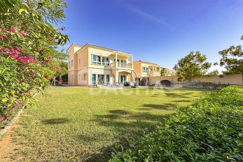 Villa à District 16, Jumeirah Village Circle, Dubai, 2 chambres, 250.1 m², № 6866 - photo 1